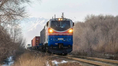 Второй поезд с высокоскоростным спутниковым интернетом запустили в Казахстане