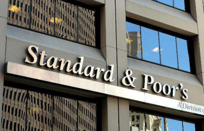 S&P отметило снижение рисков в банковском секторе Казахстана