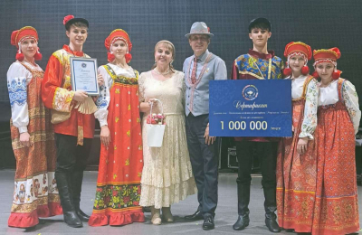 Наколядовали миллион!