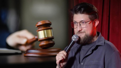 Суд Астаны арестовал казахстанского стендап-комика за мат в рилсе про «Жана Казахстан»