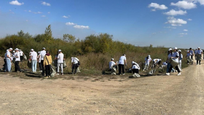 "Таза Қазақстан": молодежь Карагандинской области активно участвует в экоакции