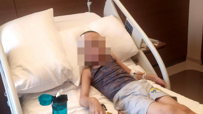 "Не оставляйте нас на половине пути": казахстанка просит помощи в лечении сына от рака