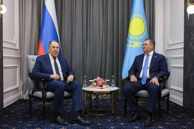Главы МИД Казахстана и России обсудили визит Токаева в Москву