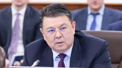 Паводки в Казахстане: Бозумбаев после назначения в кабмине получил еще одну должность